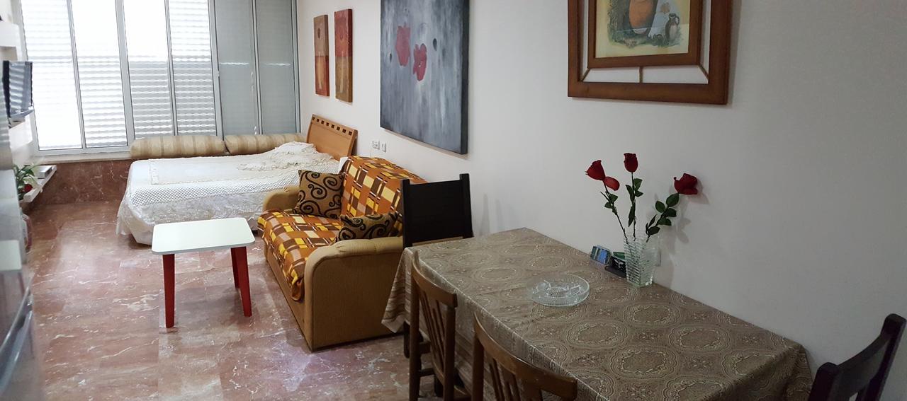 Ezore Yam Apartmens - Elmali'Akh St. 4 Bat Yam Εξωτερικό φωτογραφία